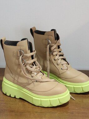 SOREL Caribou X Boot Lace Waterproof Tan Leather Neon Lime Green Sole Size 9